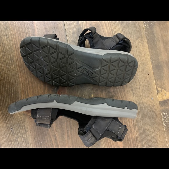 Teva Velcro Strap Sandal - Picture 7 of 7